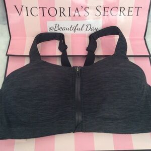Victoria’s Secret sport bra